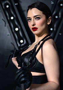 Vorschaubild – Bella Lugosi – Bellas Play – 210×300 Mistress Bella Lugosi in a fingernails torture movie on Sado Ladies presented by Femdom Magazine